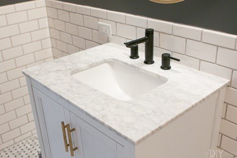 The washbasin for the guest bathroom.